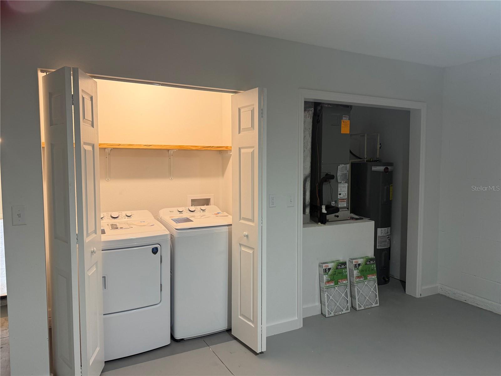 SILVER SPGS SHORES UN #25 - Residential Lease