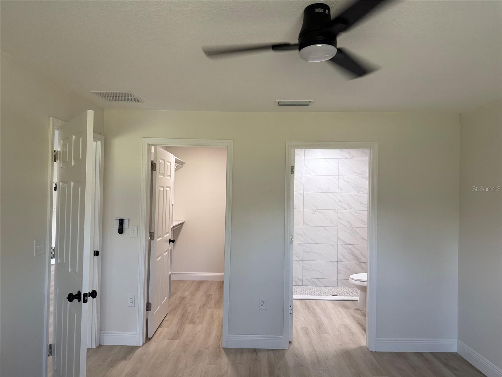 SILVER SPGS SHORES UN #25 - Residential Lease