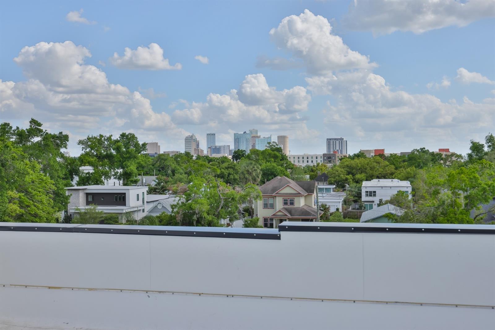 D6V | NUHEIGHTS TOWNHOMES - Residential