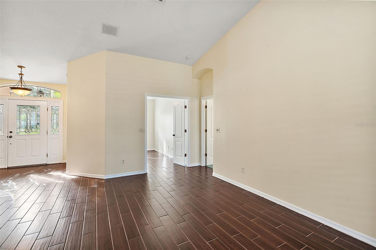 114 COMPASS ROSE DRIVE