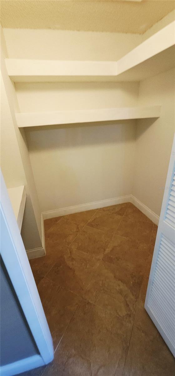 BEACON MEADOWS UNIT III B - Residential Lease