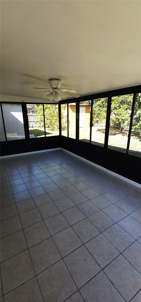 BEACON MEADOWS UNIT III B - Residential Lease