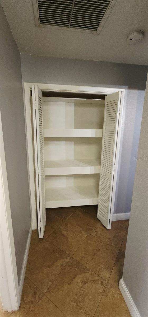 BEACON MEADOWS UNIT III B - Residential Lease