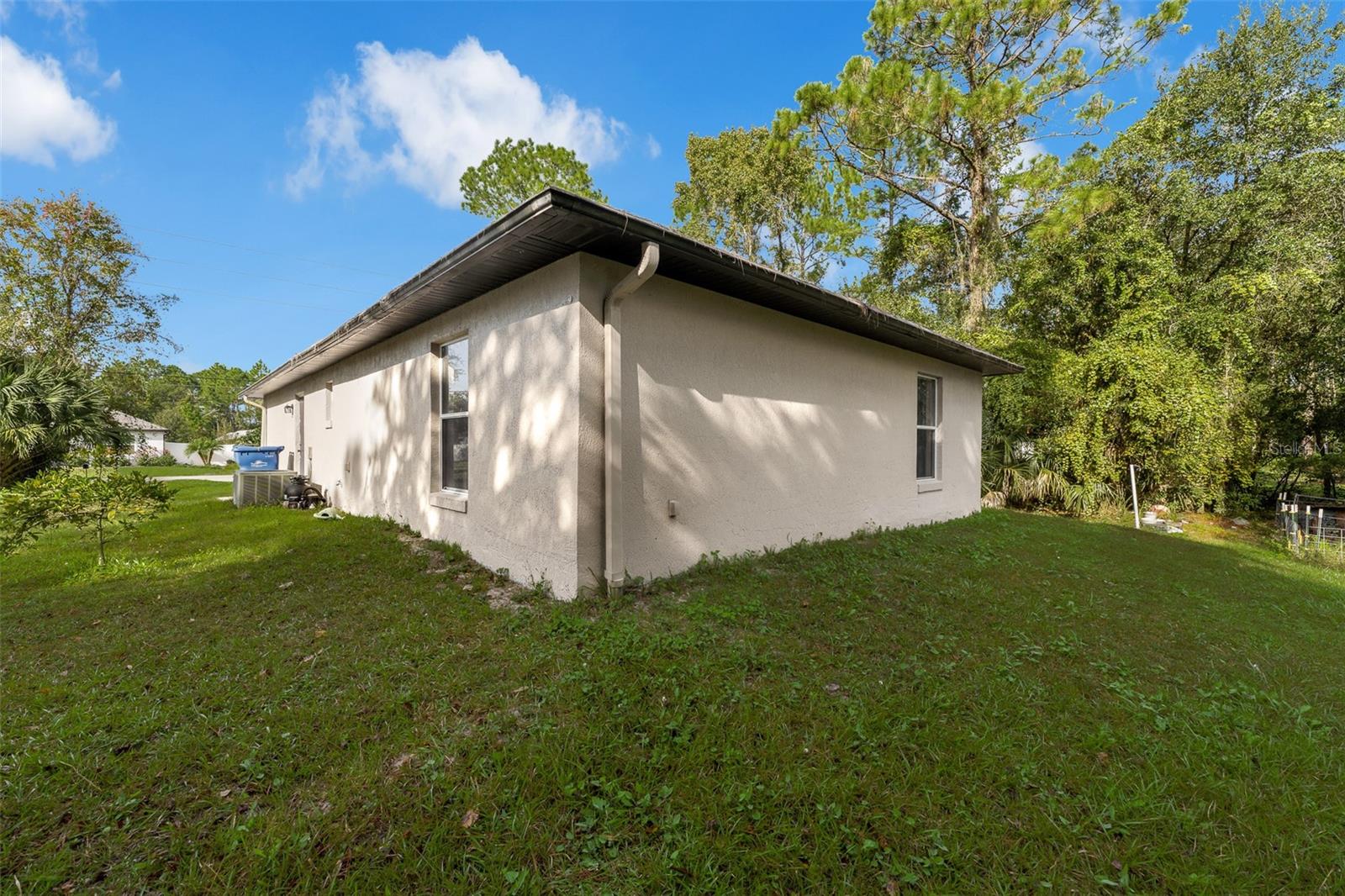 RIVERSIDE ESTATES - Residential