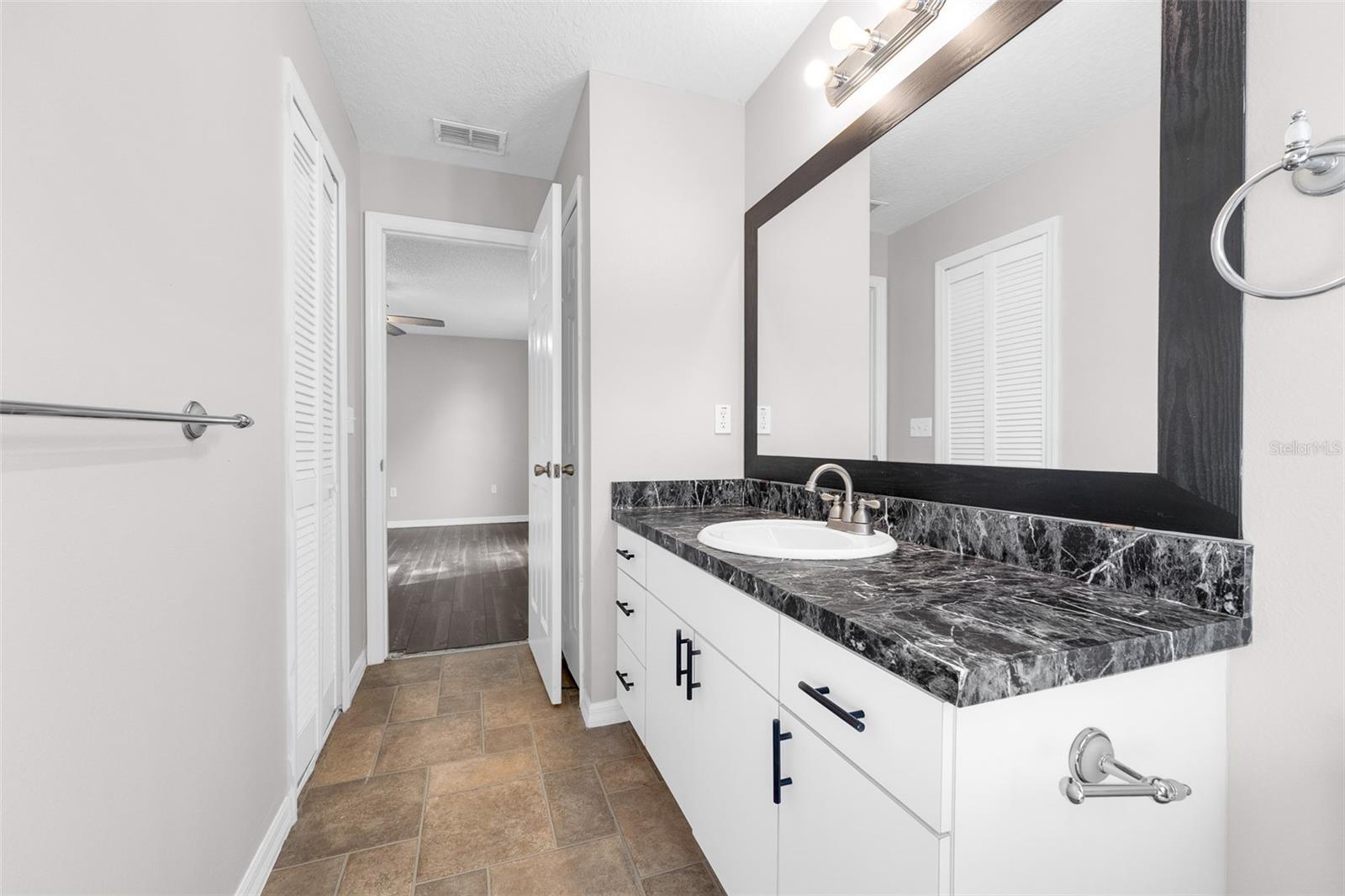 RIVERSIDE ESTATES - Residential