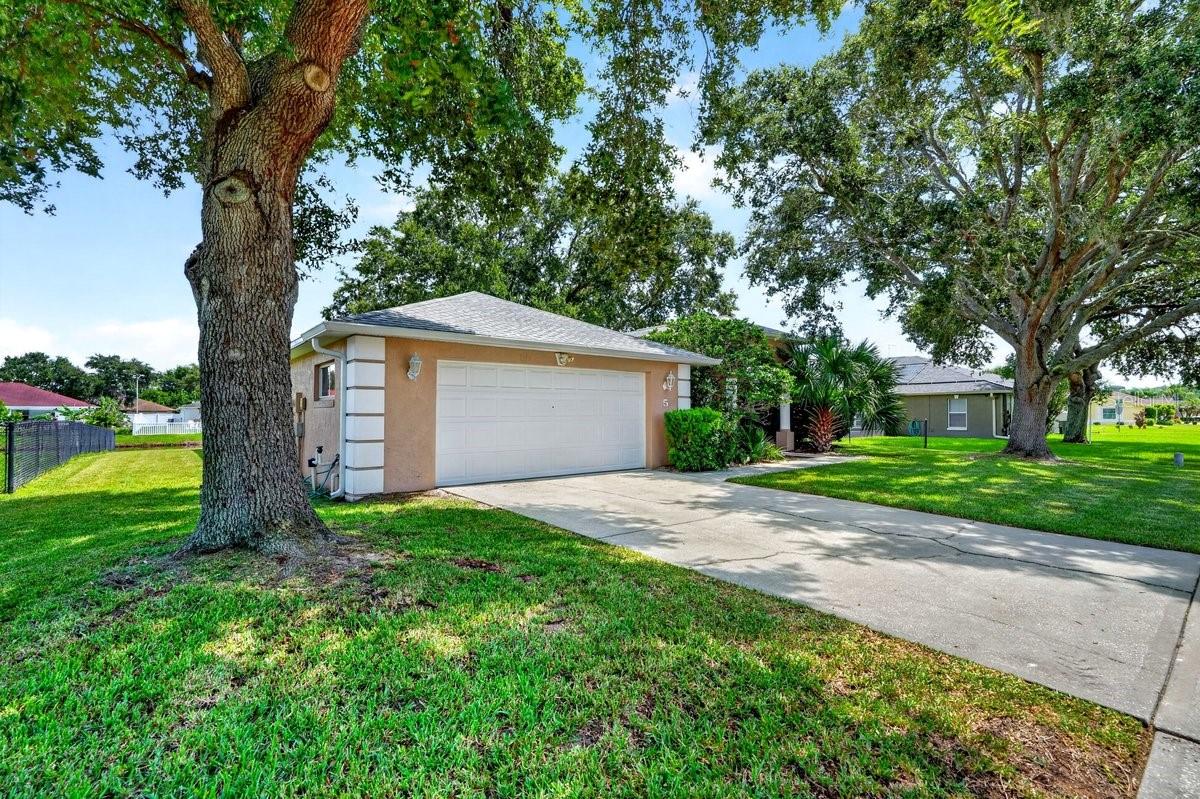 5 SPINNAKER CIRCLE