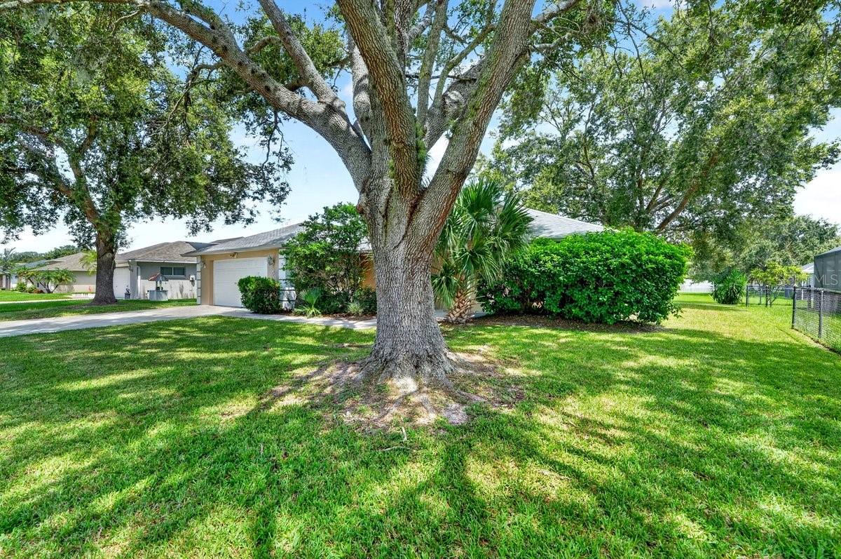 5 SPINNAKER CIRCLE