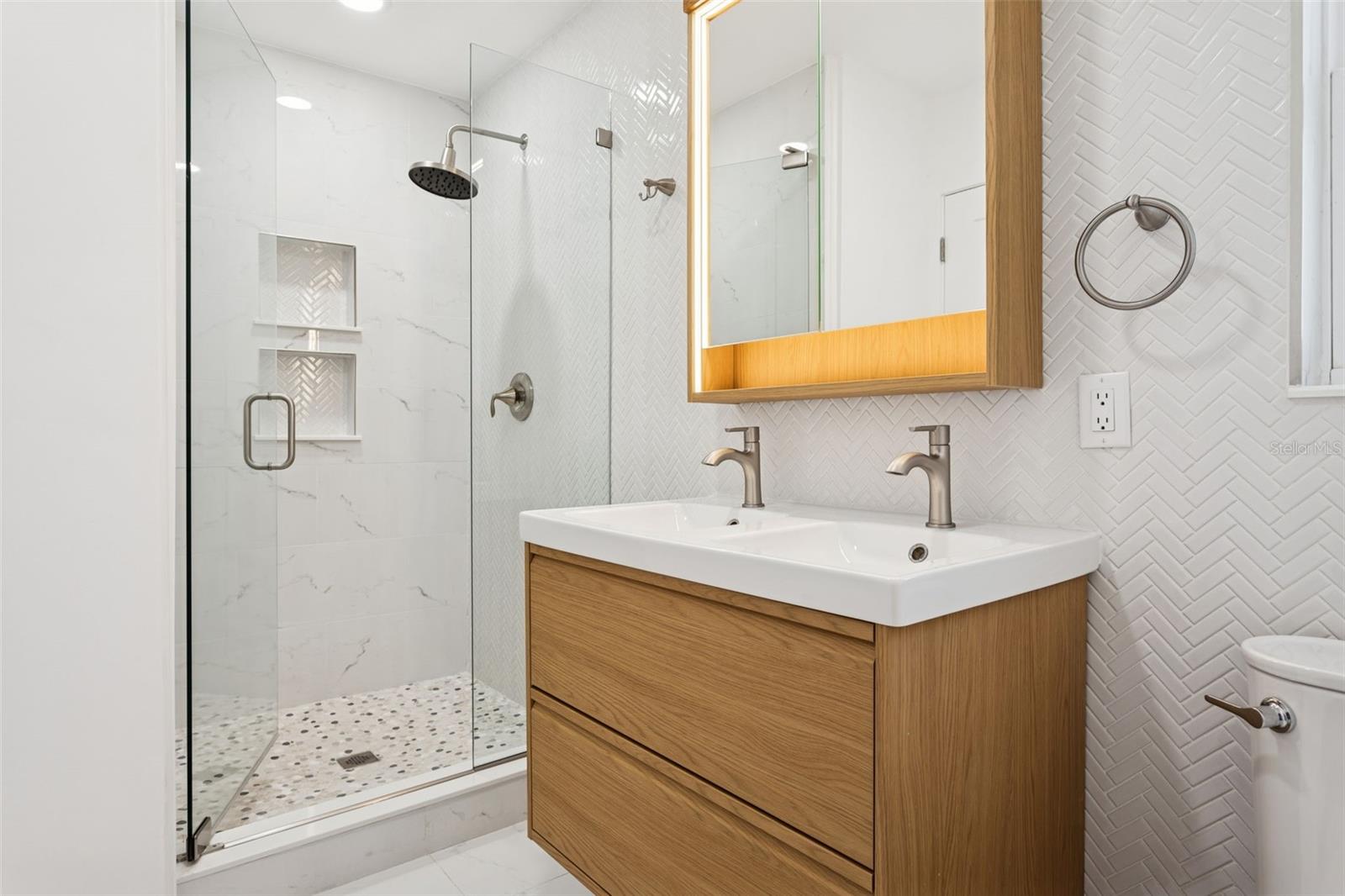 DANA SHORES UN 2 SEC - Residential