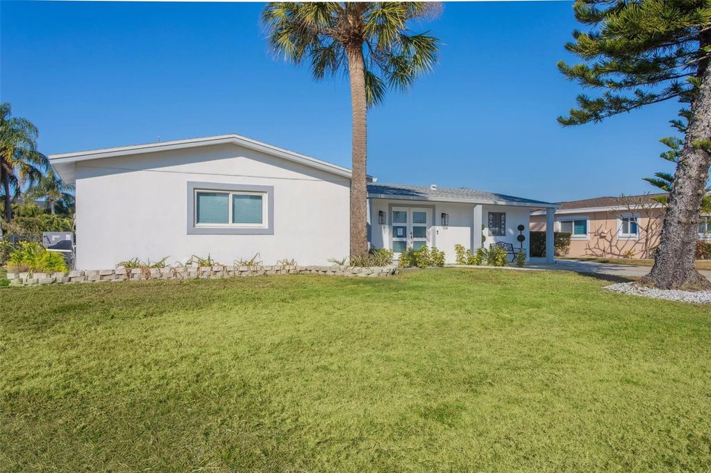 Photo of 3926 Fontainebleau Drive, Tampa, FL 33634 (MLS # TB8478829)