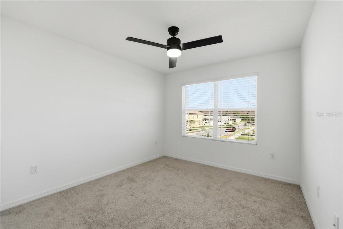 STARWOOD PH N-1B NORTH - Residential Lease