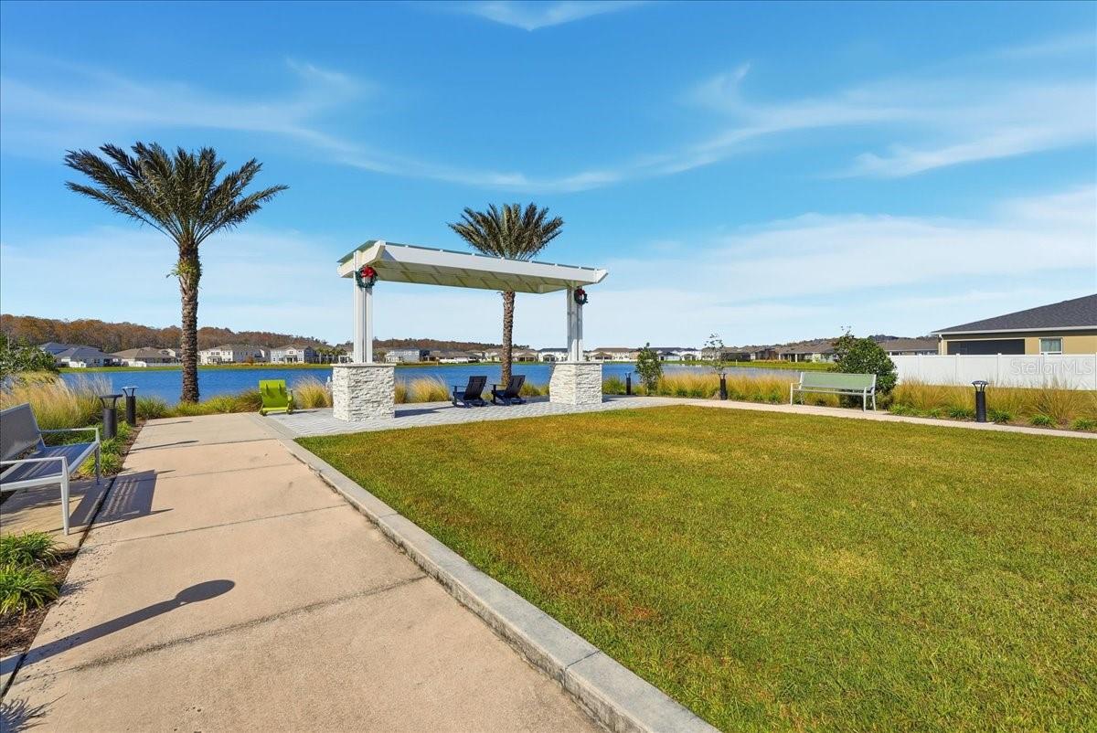 STARWOOD PH N-1B NORTH - Residential Lease