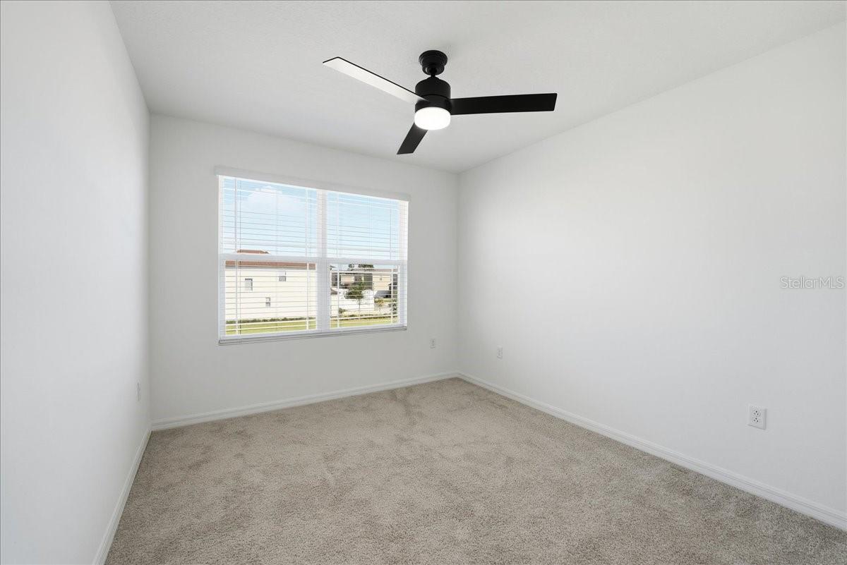 STARWOOD PH N-1B NORTH - Residential Lease