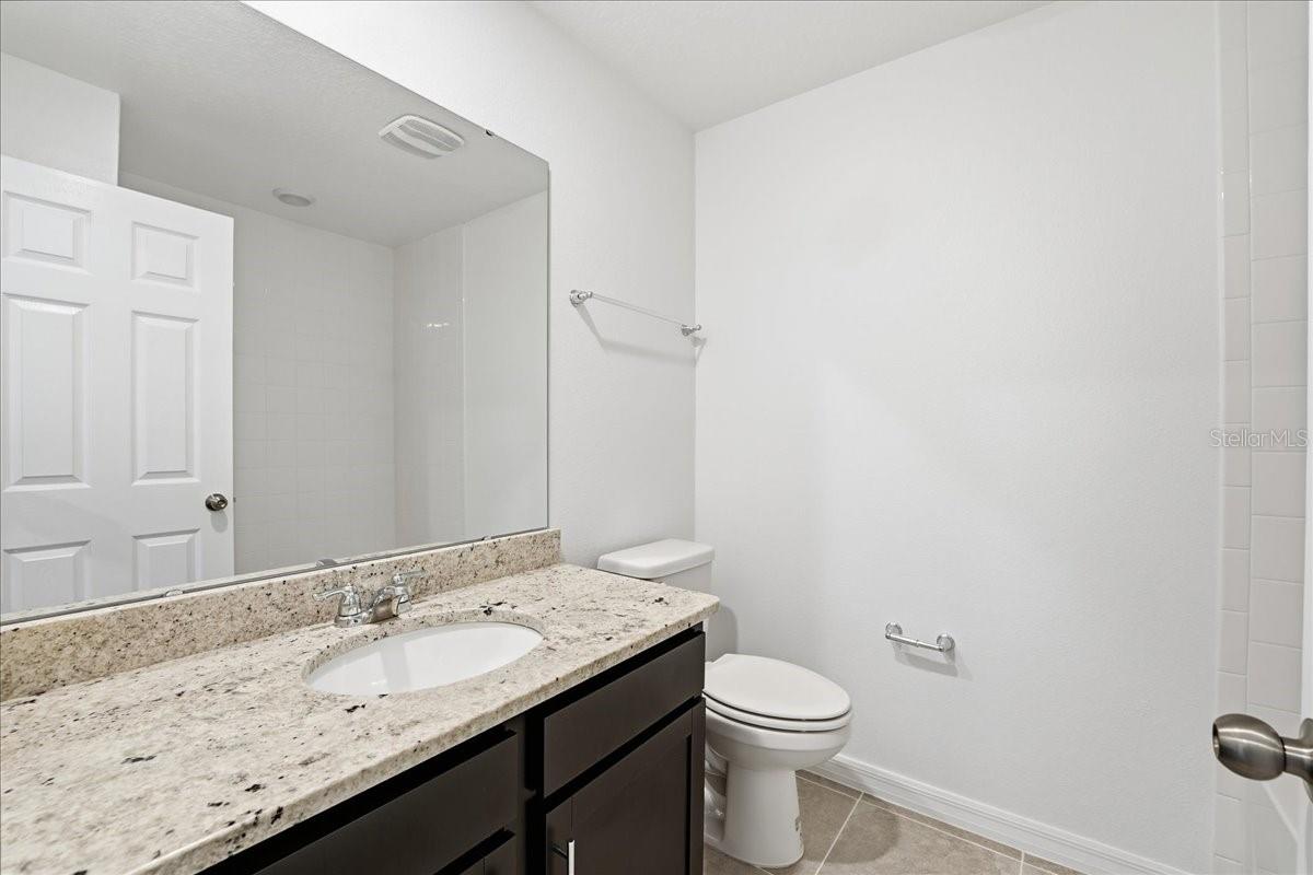 STARWOOD PH N-1B NORTH - Residential Lease