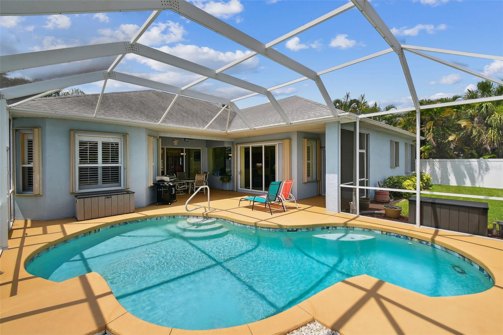 9611 SUMMER HOUSE LANE