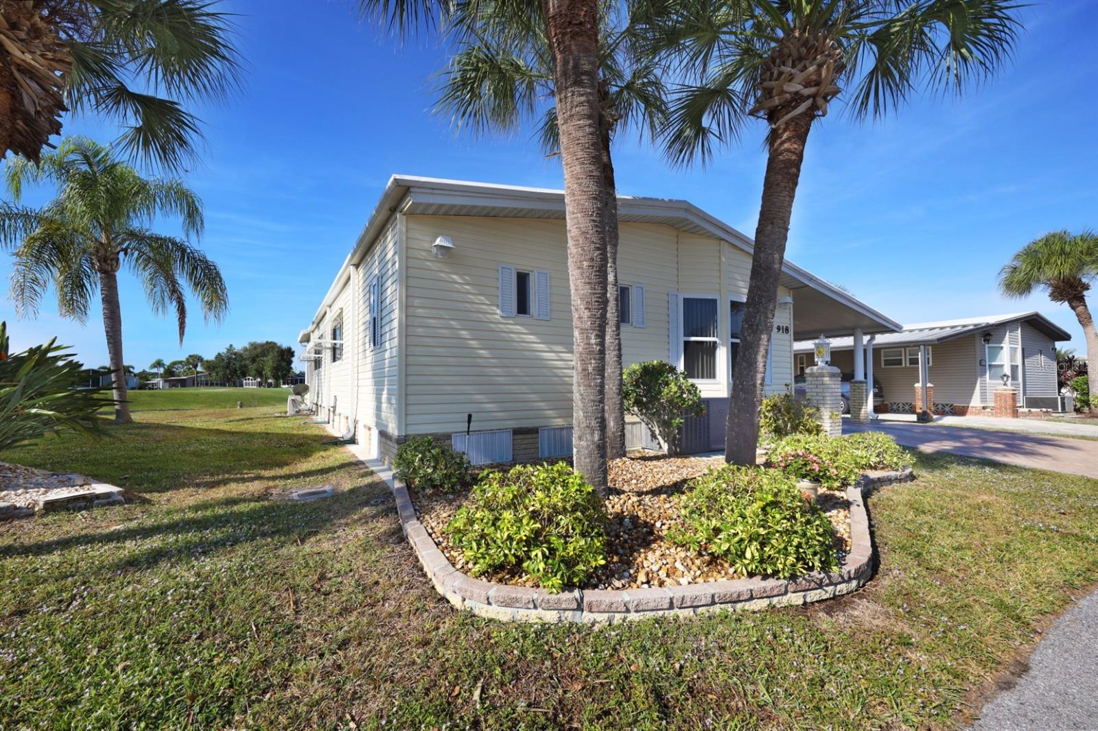 MAPLE LEAF ESTATES - Residential