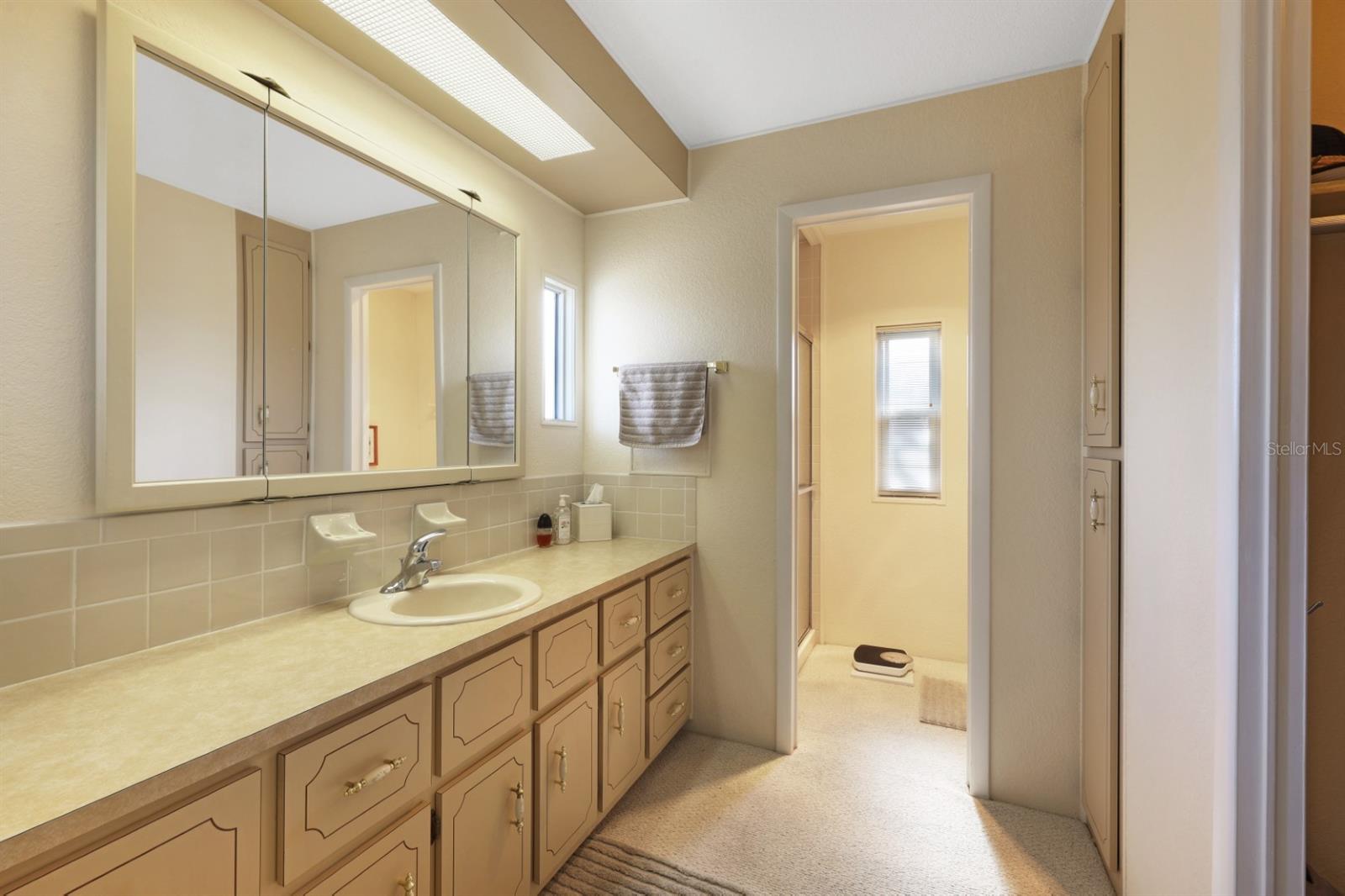 MAPLE LEAF ESTATES - Residential