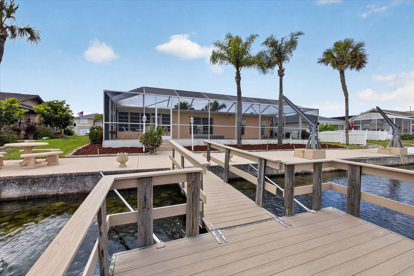 FLOR A MAR - Residential