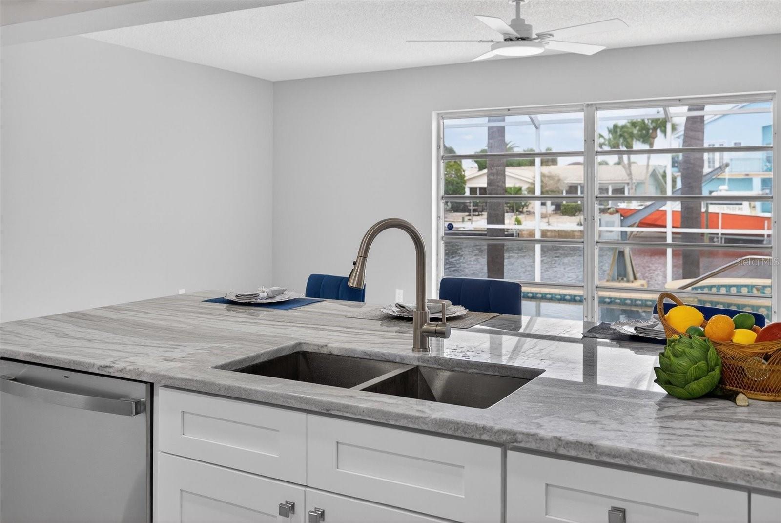 FLOR A MAR - Residential