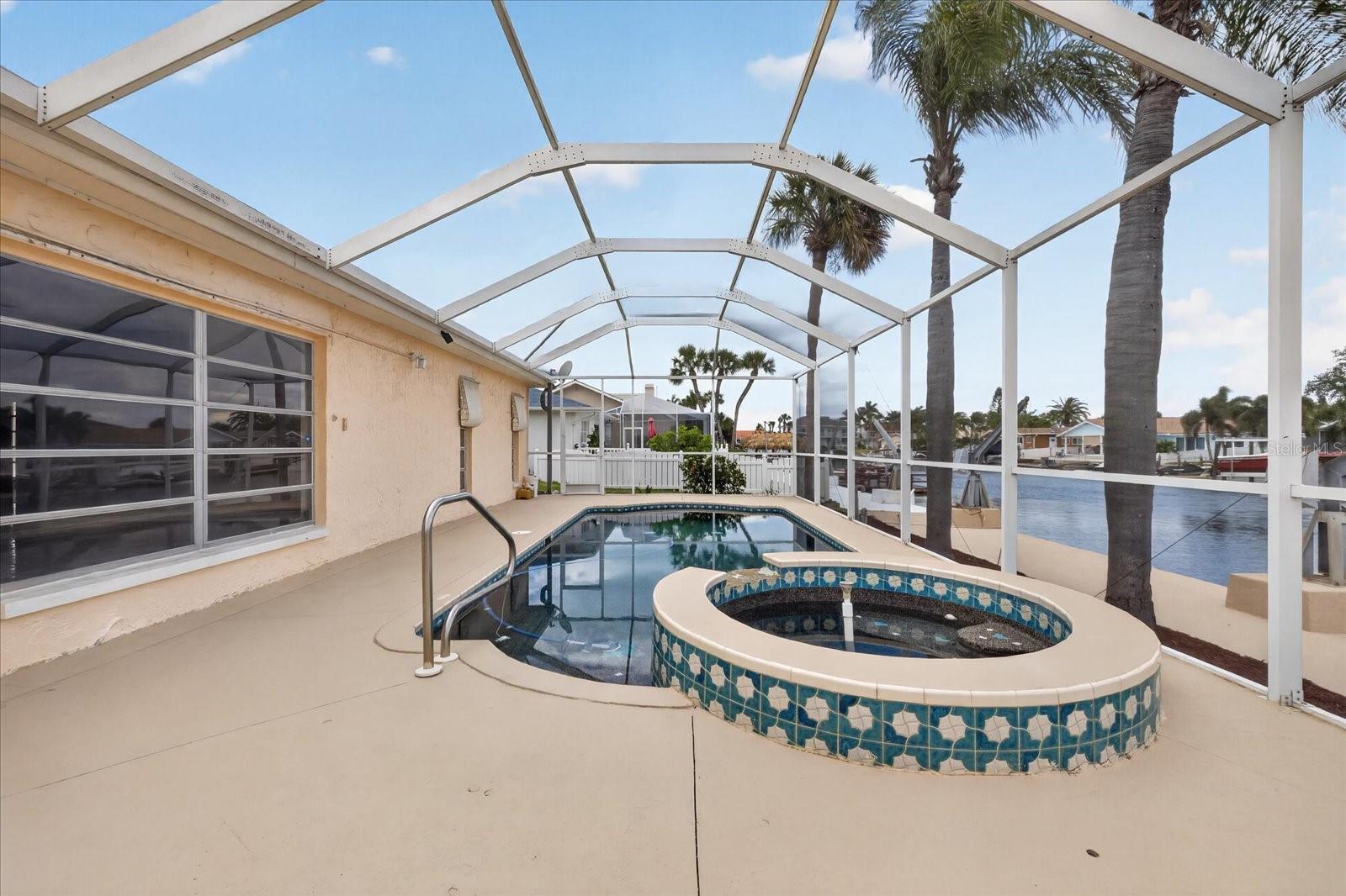 FLOR A MAR - Residential