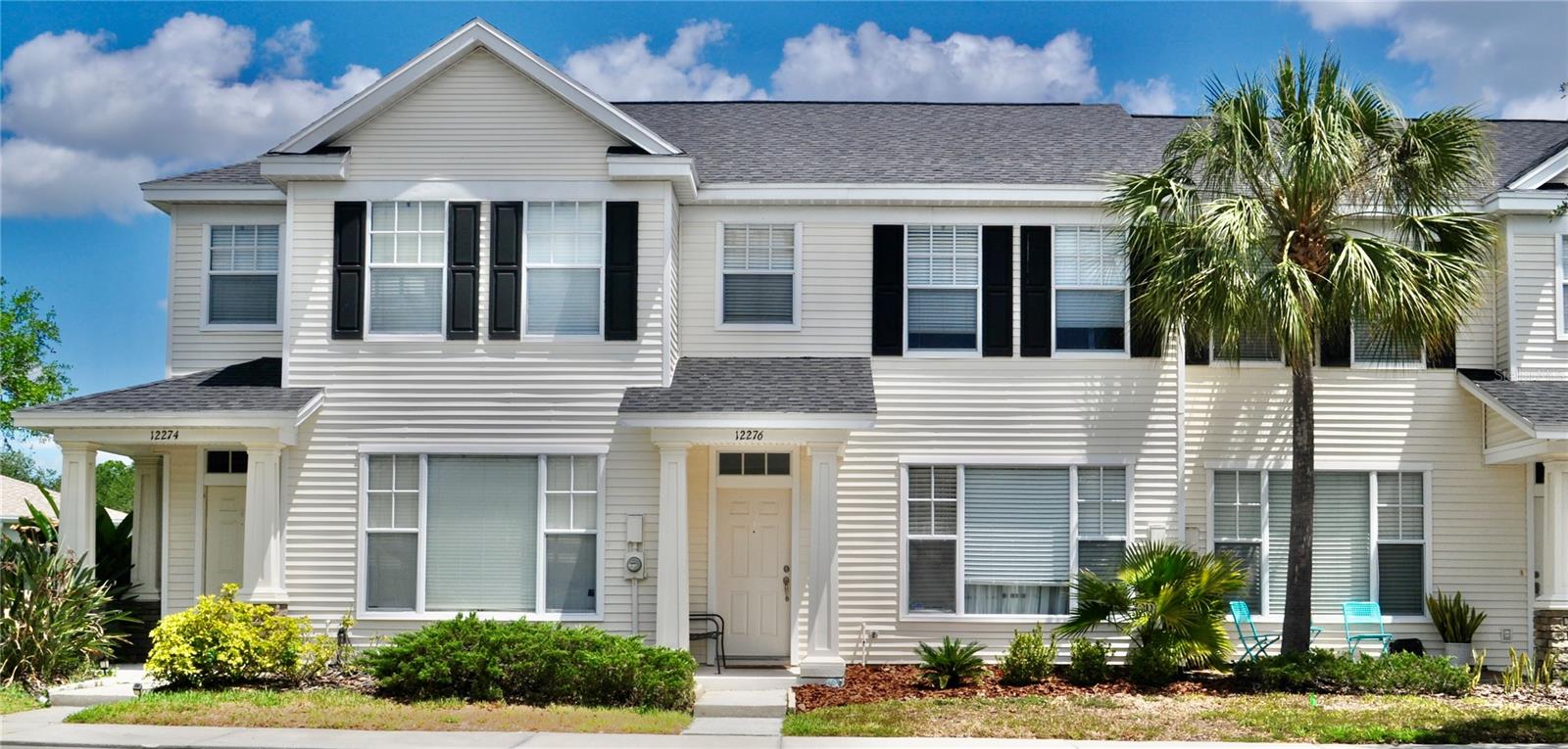 COUNTRY CHASE - Residential