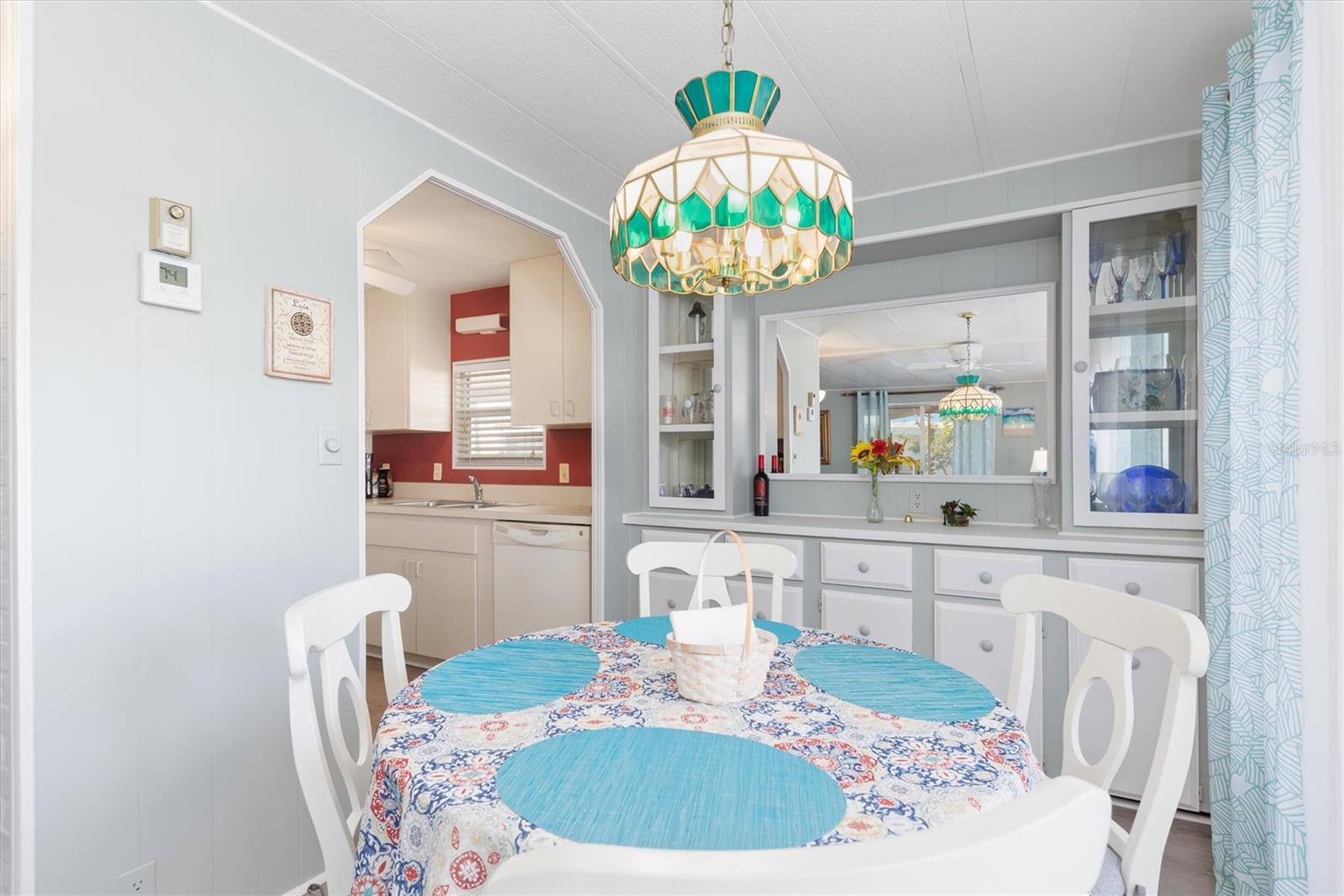 6 LAKES COUNTRY CLUB CO-OP - Residential