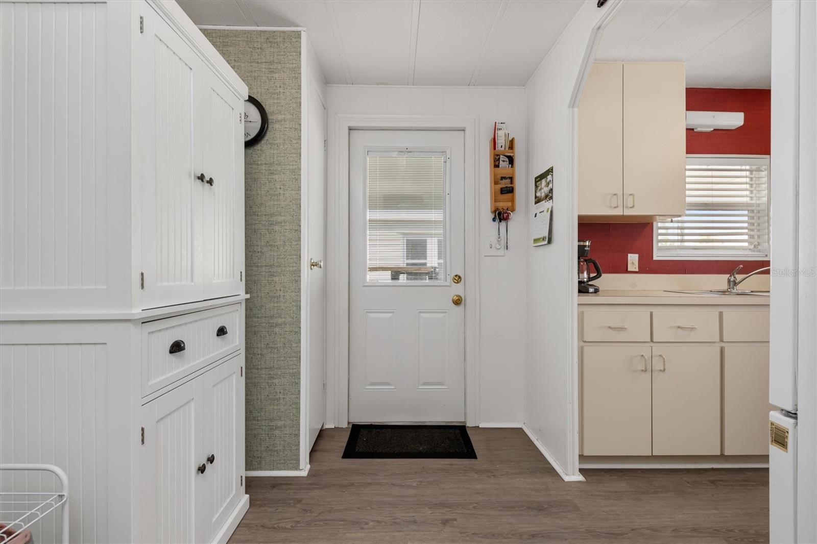 6 LAKES COUNTRY CLUB CO-OP - Residential