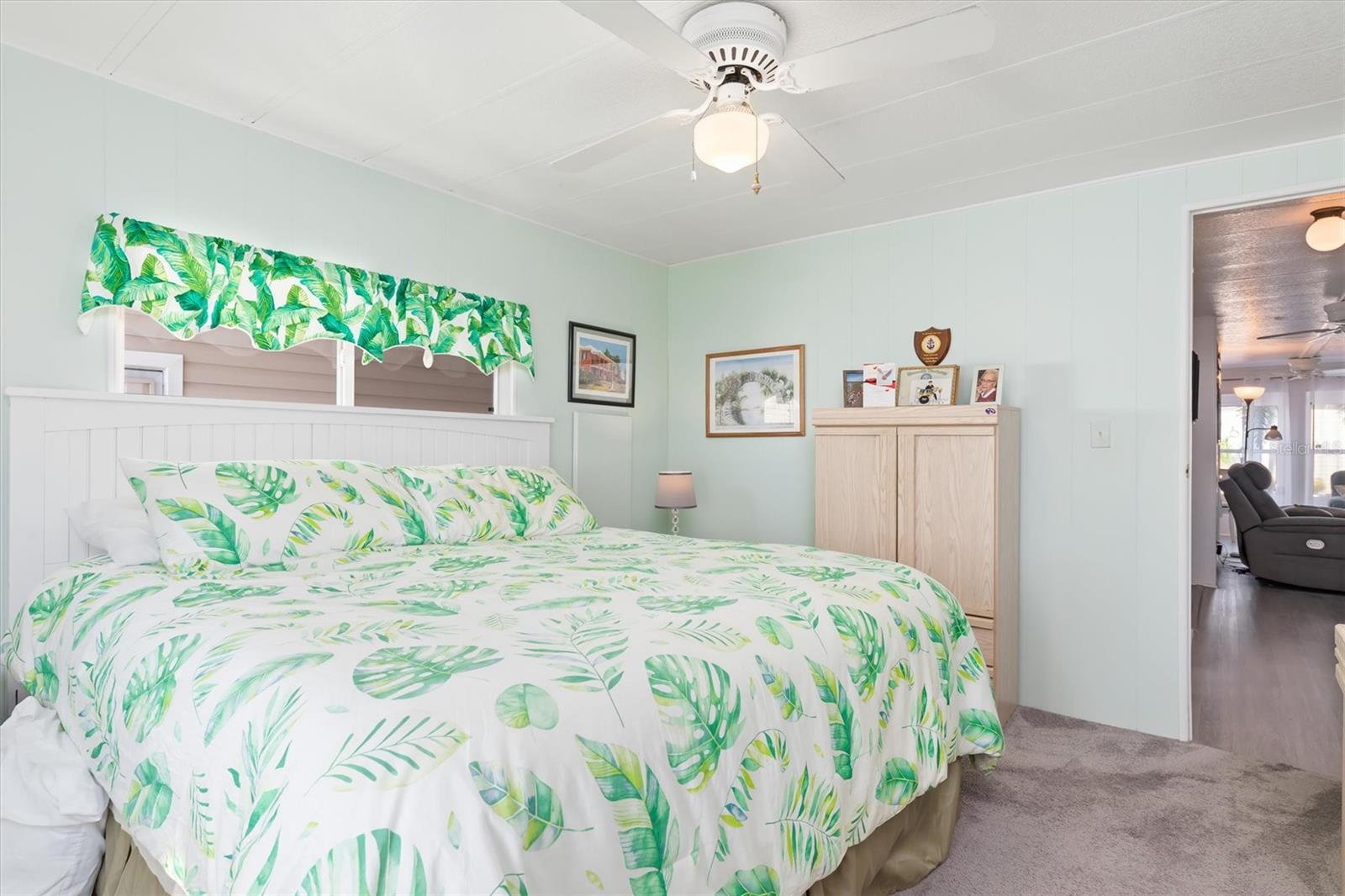 6 LAKES COUNTRY CLUB CO-OP - Residential