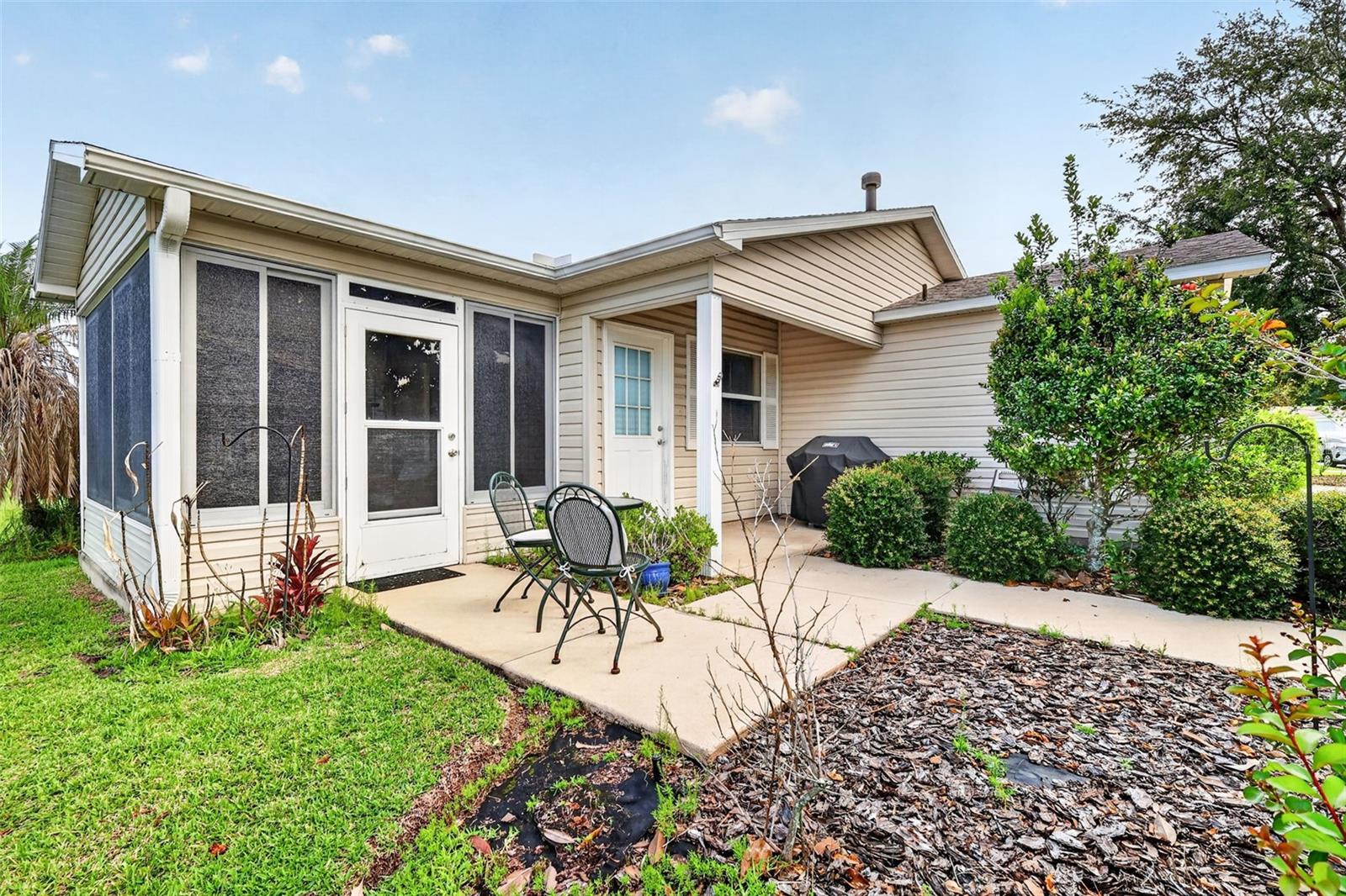 448 CANTERBURY COURT