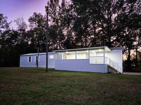 A home in BUNNELL