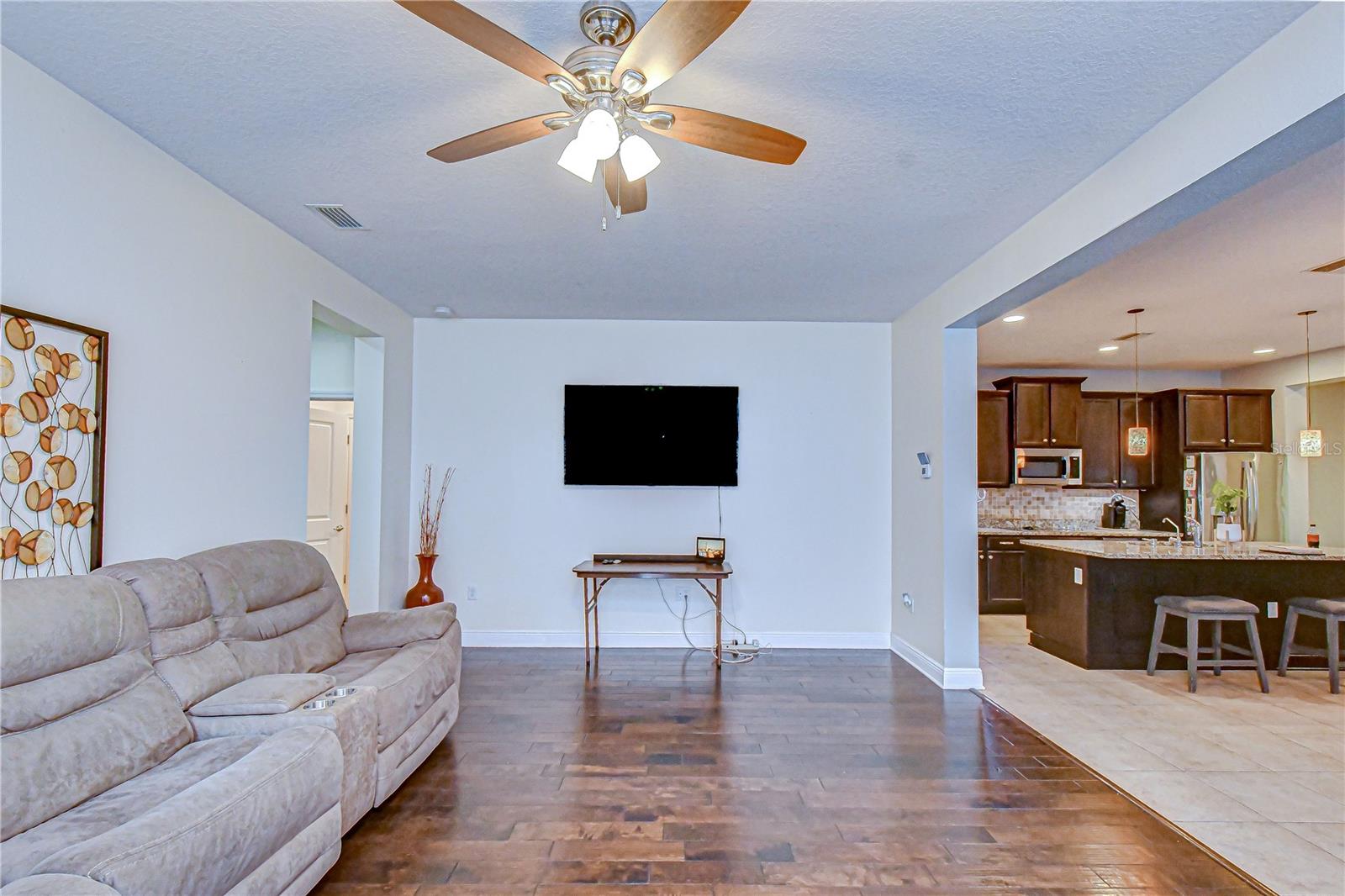 RAVINIA PH 1 - Residential