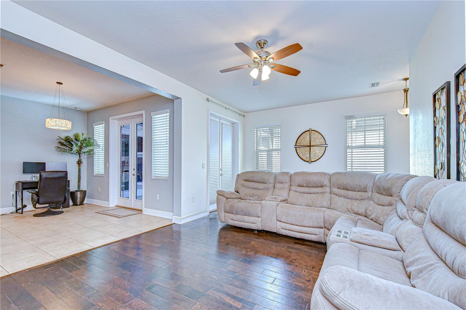 RAVINIA PH 1 - Residential