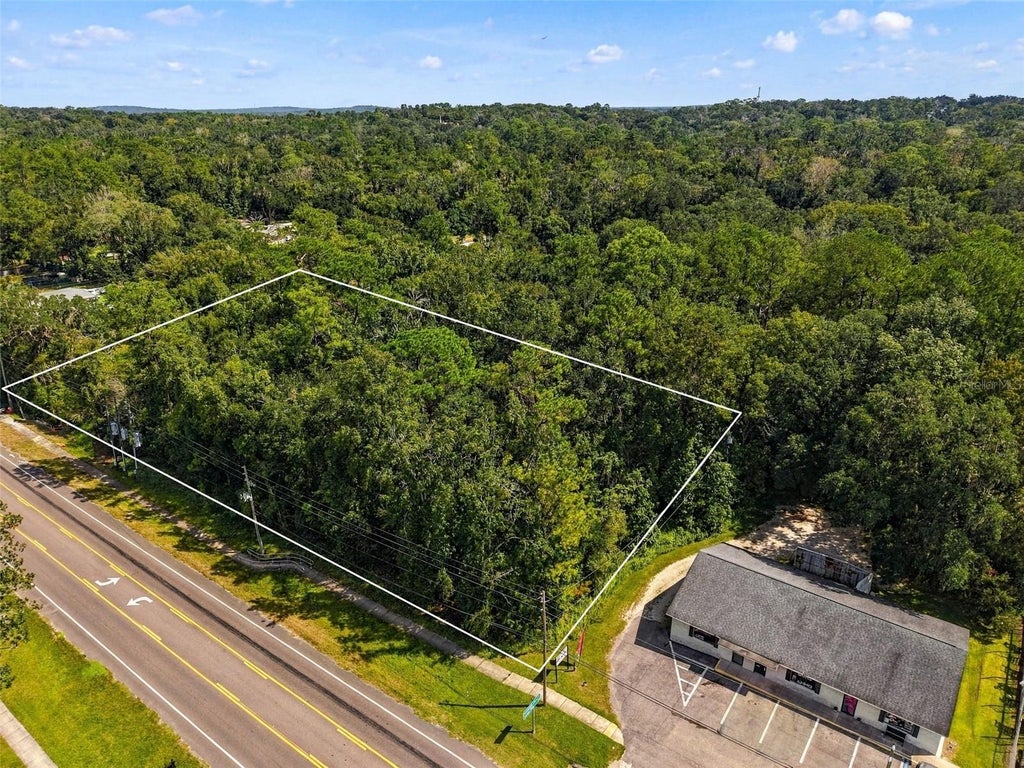 Photo of Ponce De Leon Boulevard, Brooksville, FL 34601 (MLS # W7889750)