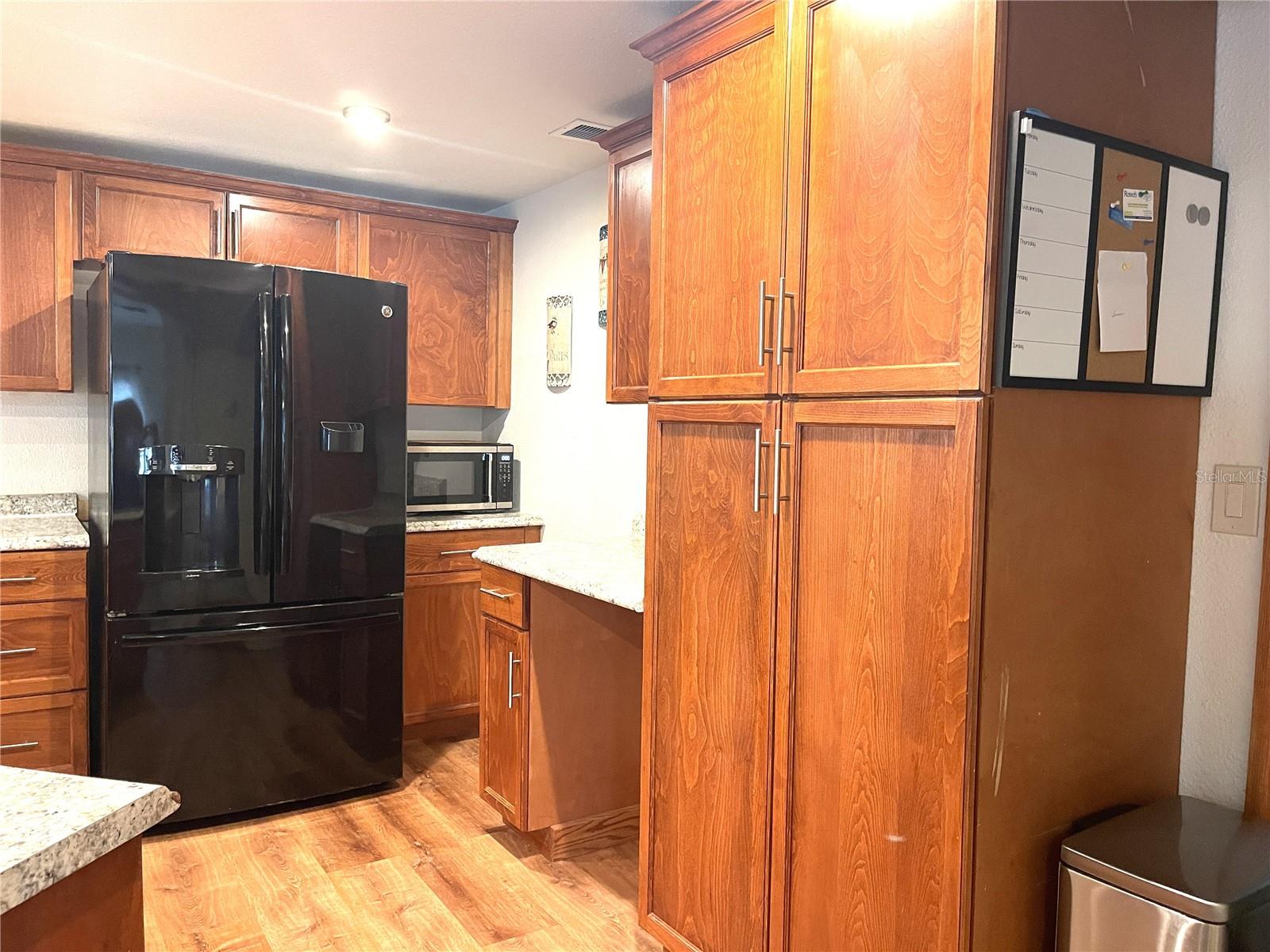 CONTINENTAL COUNTRY CLUB - Residential