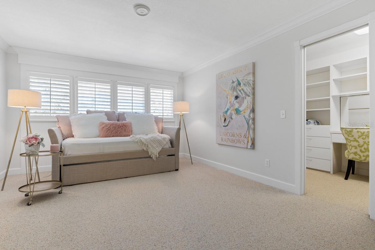 ISLEWORTH - Residential