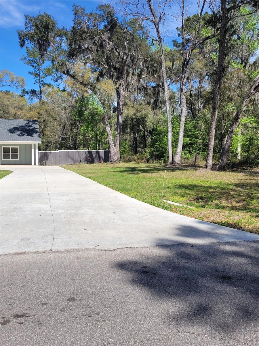 LAKESHORE GARDENS - Residential