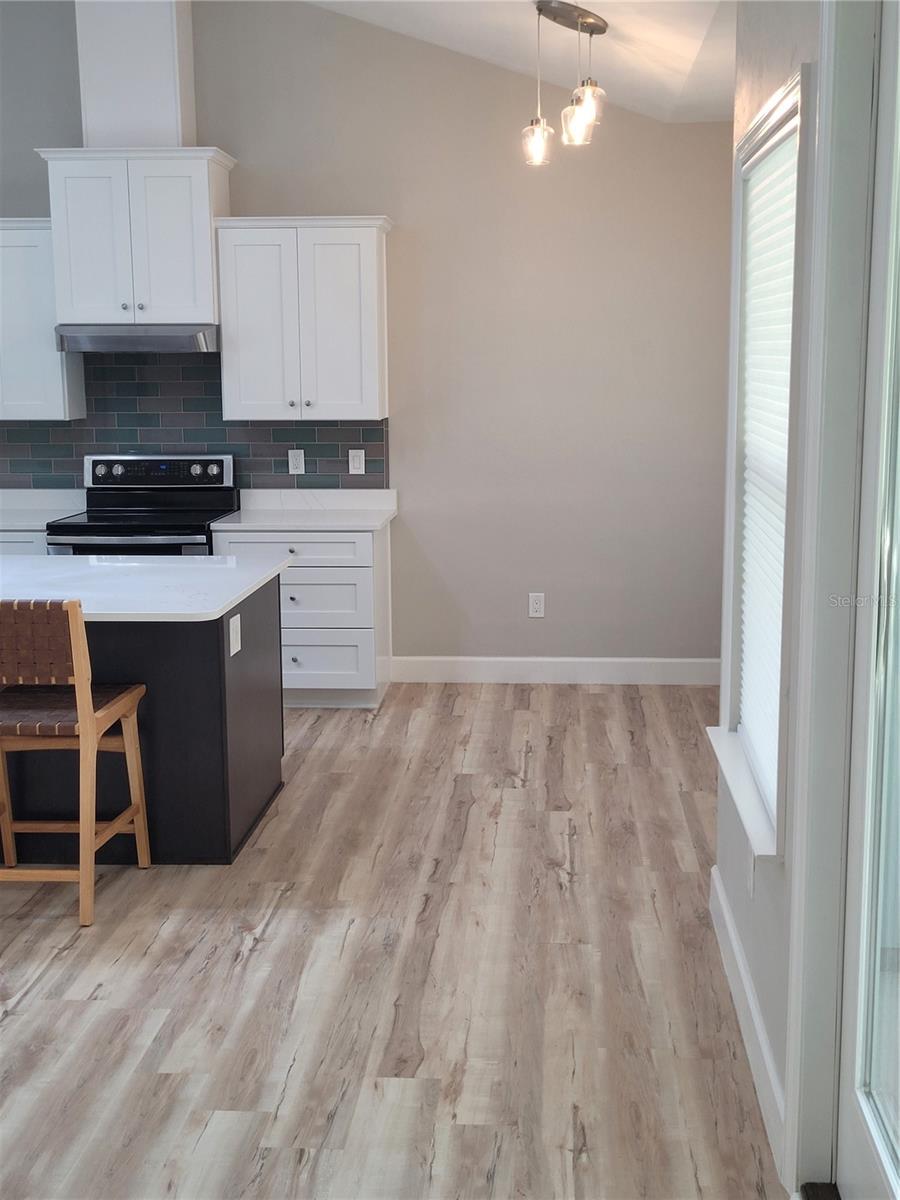 LAKESHORE GARDENS - Residential