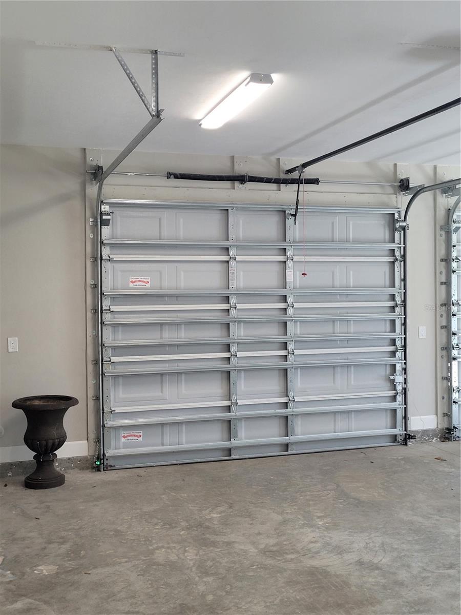 LAKESHORE GARDENS - Residential