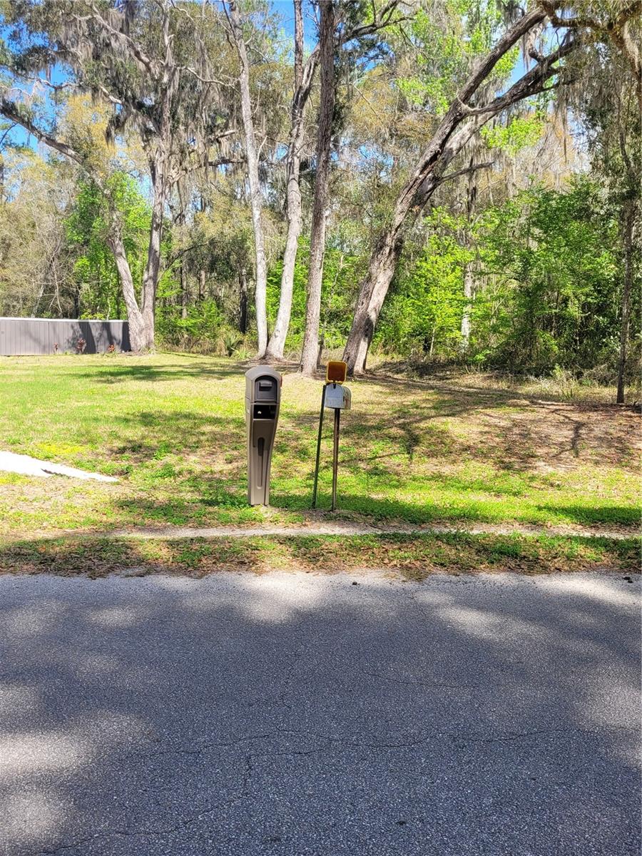 LAKESHORE GARDENS - Residential