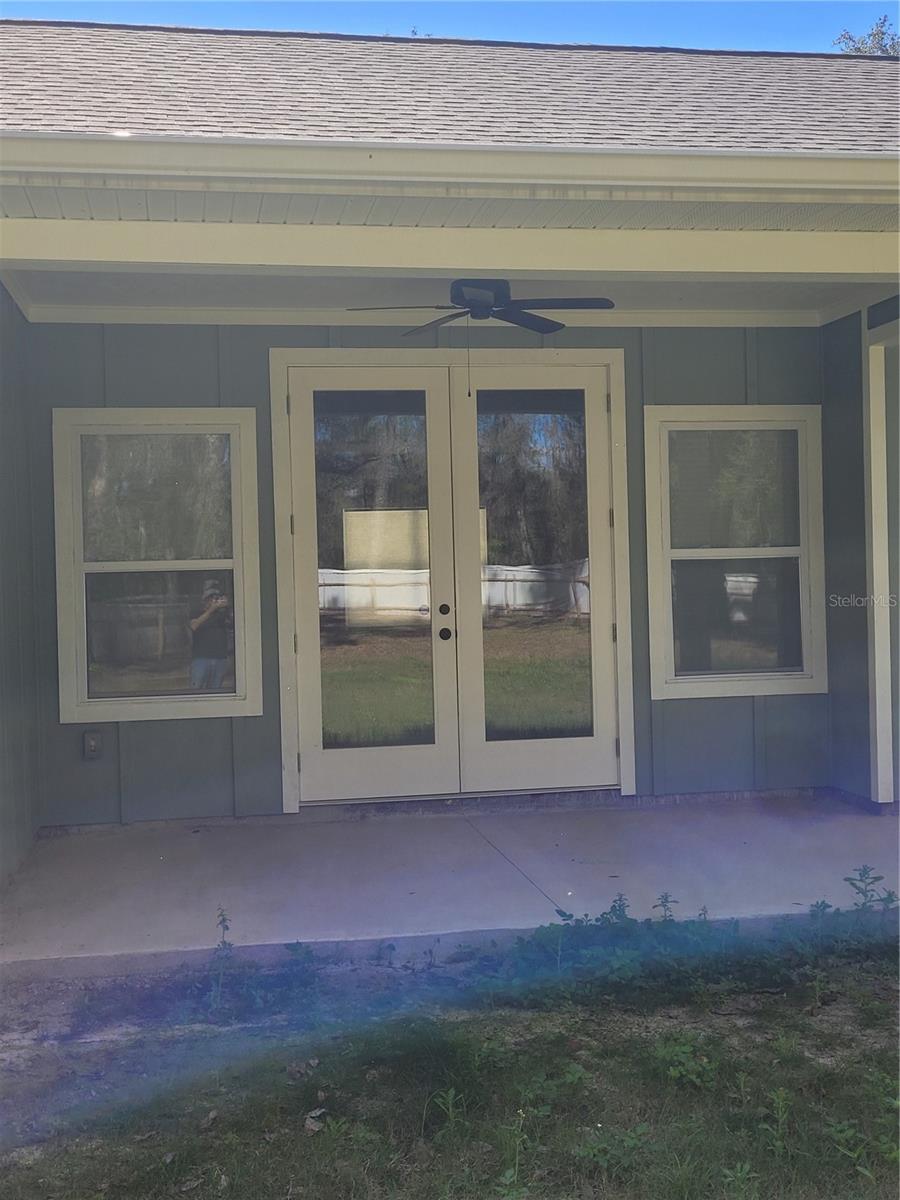 LAKESHORE GARDENS - Residential