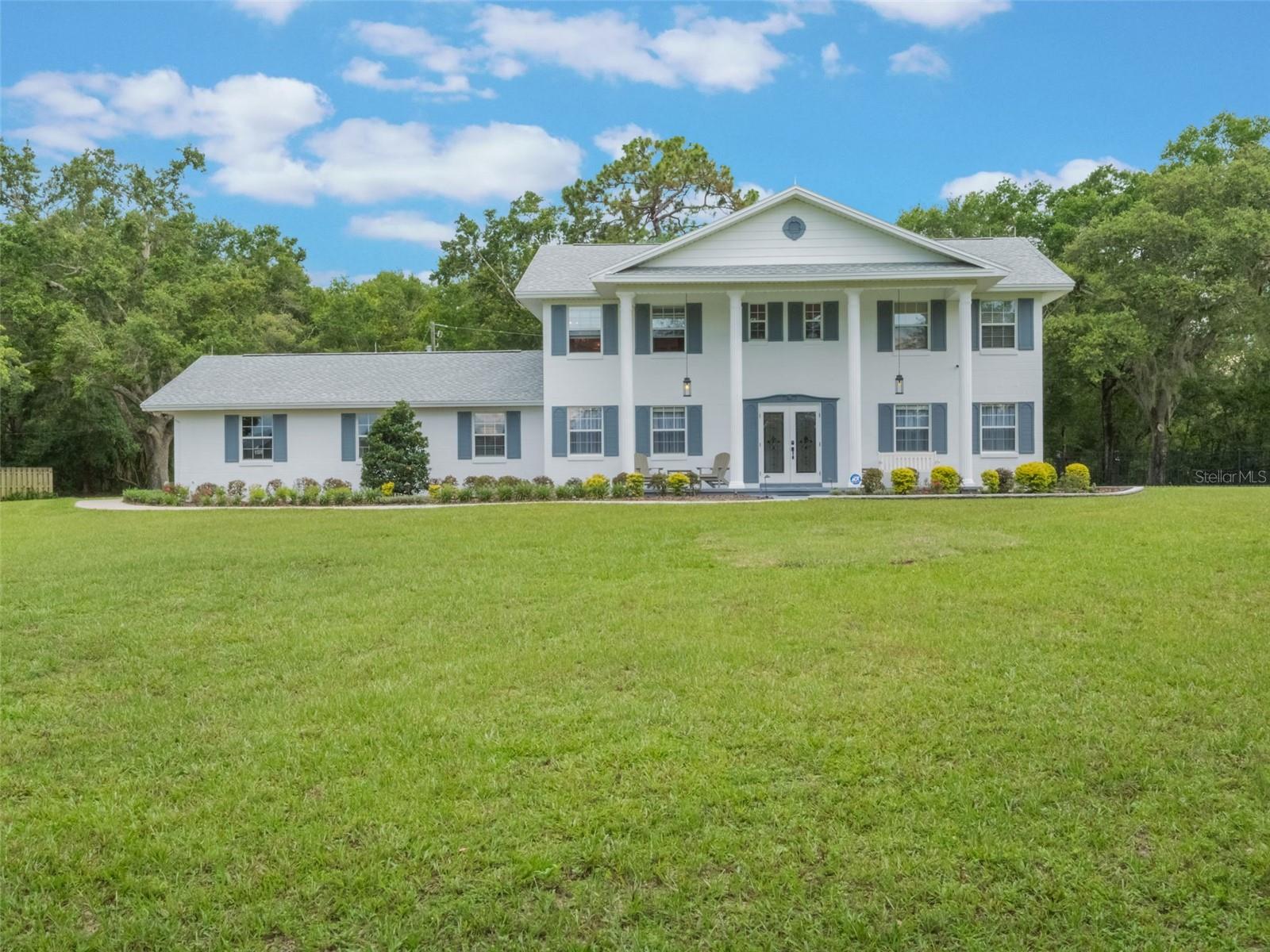 5556 ROUND LAKE ROAD