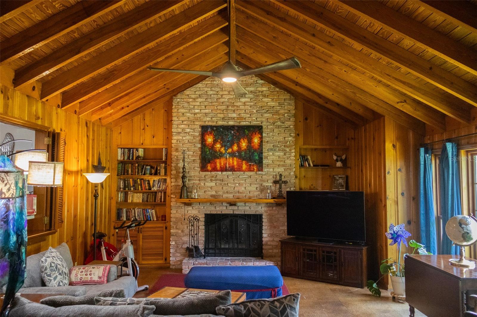 HIGHLAND PINES - Residential