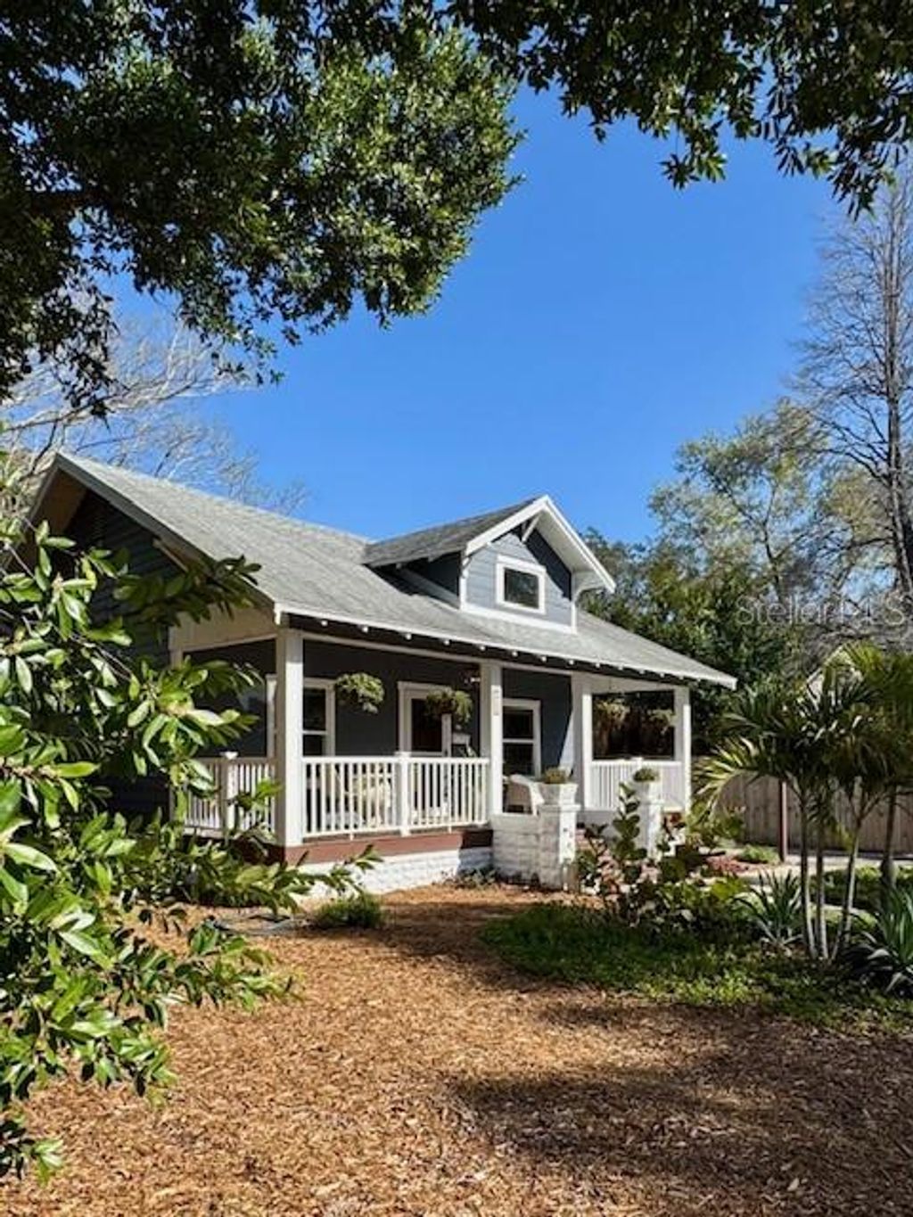 Photo of 1720 Scranton Street S, St Petersburg, FL 33711 (MLS # TB8482277)