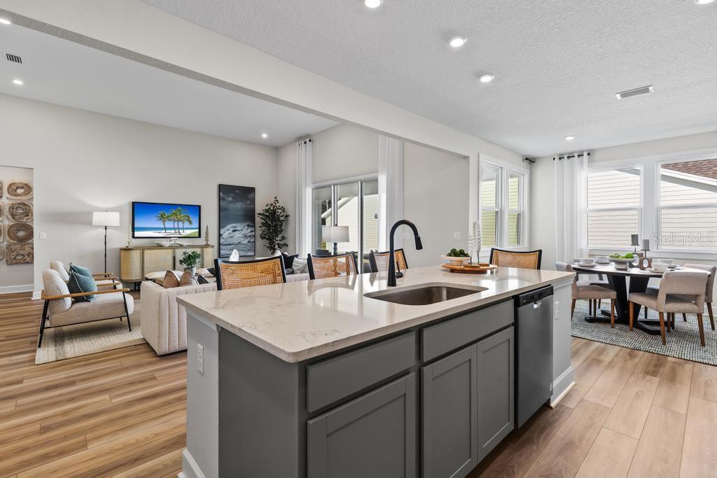 RESERVE EAST - Residential