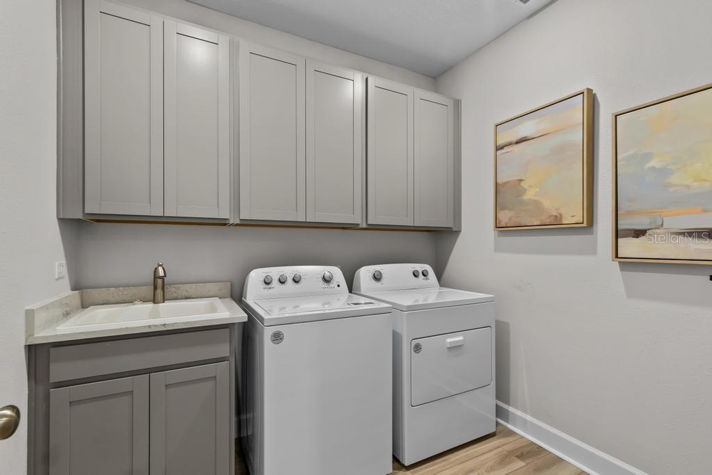 RESERVE EAST - Residential