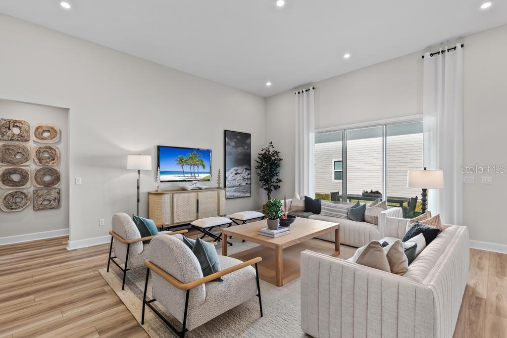 RESERVE EAST - Residential