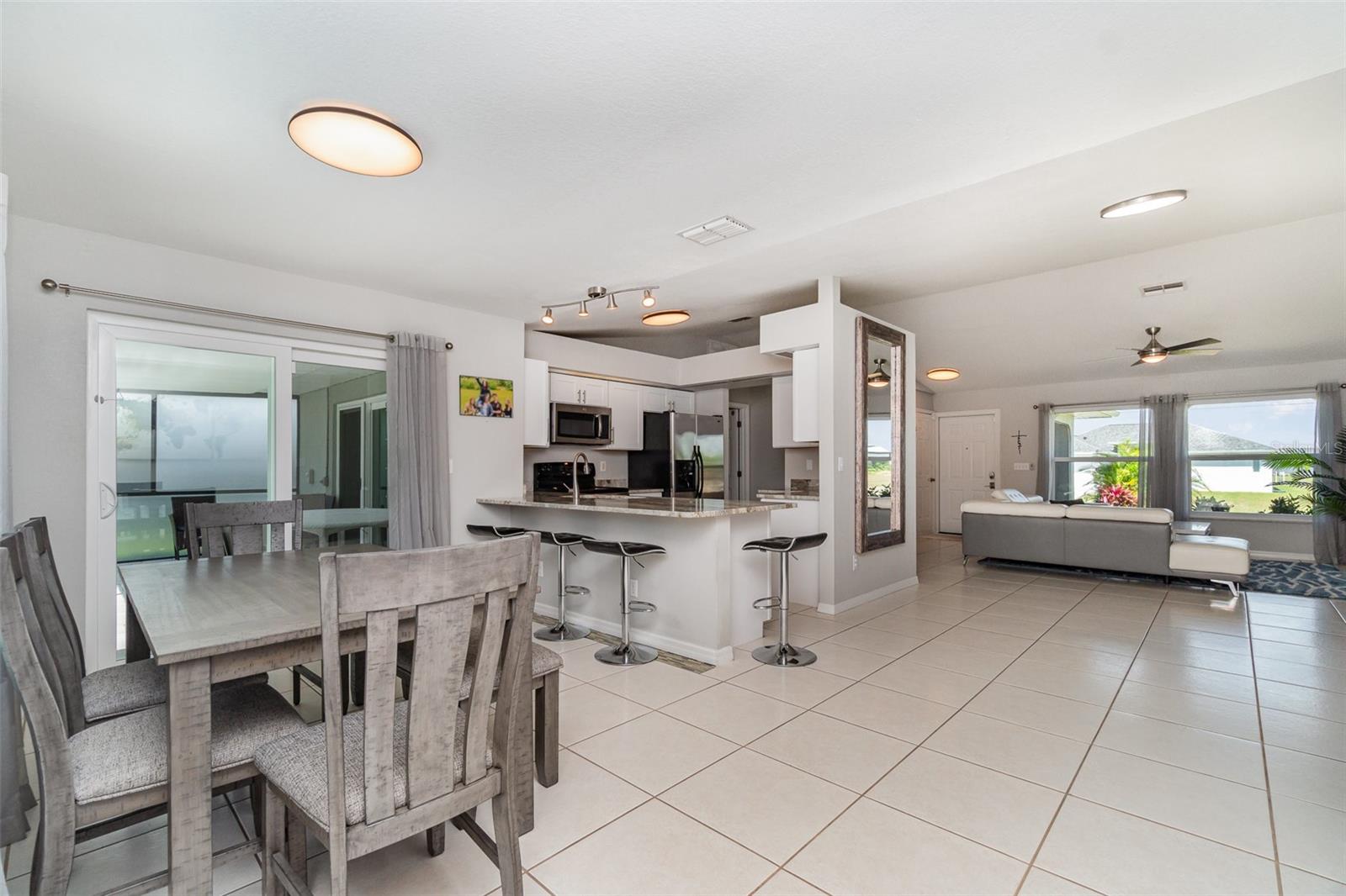 844 SW 37TH STREET