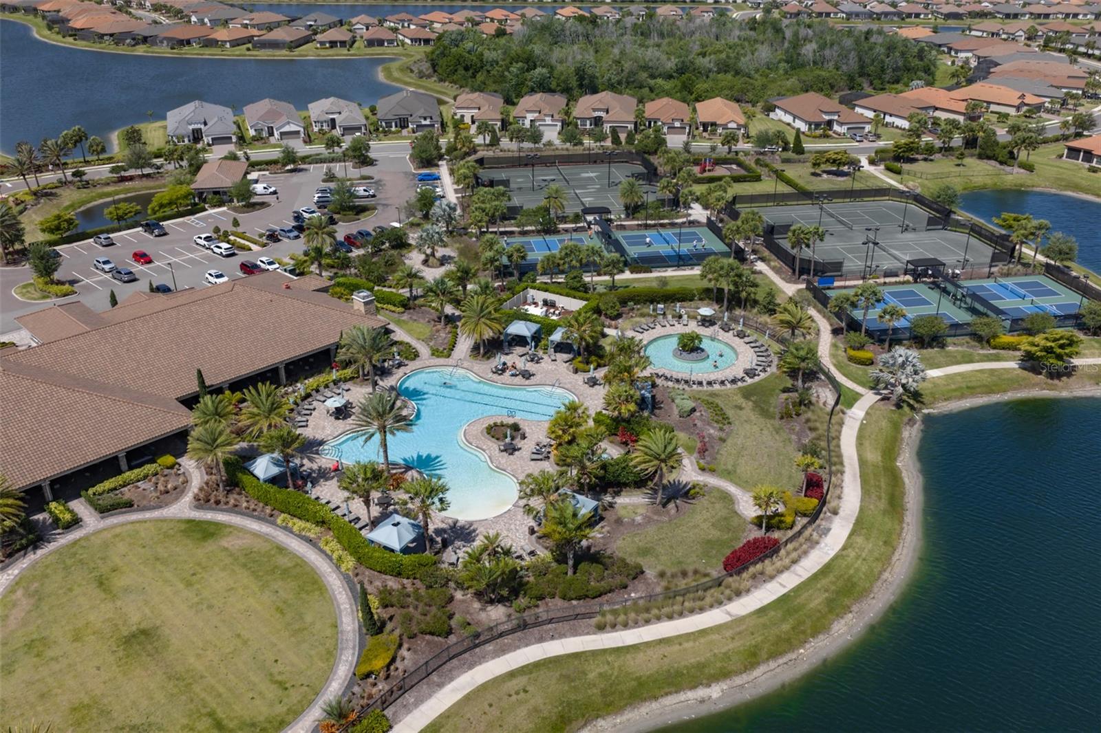 ESPLANADE NORTH AT ARTISAN LAKES SUBPH I - Residential