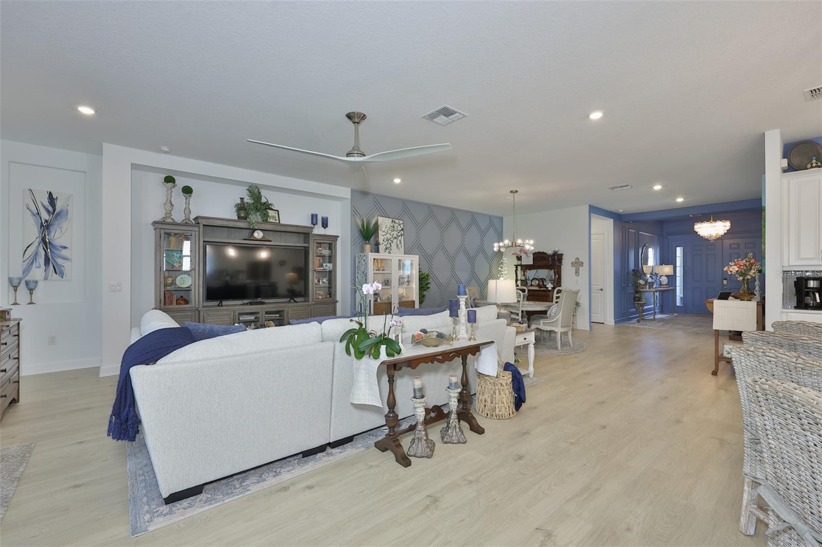 ESPLANADE NORTH AT ARTISAN LAKES SUBPH I - Residential