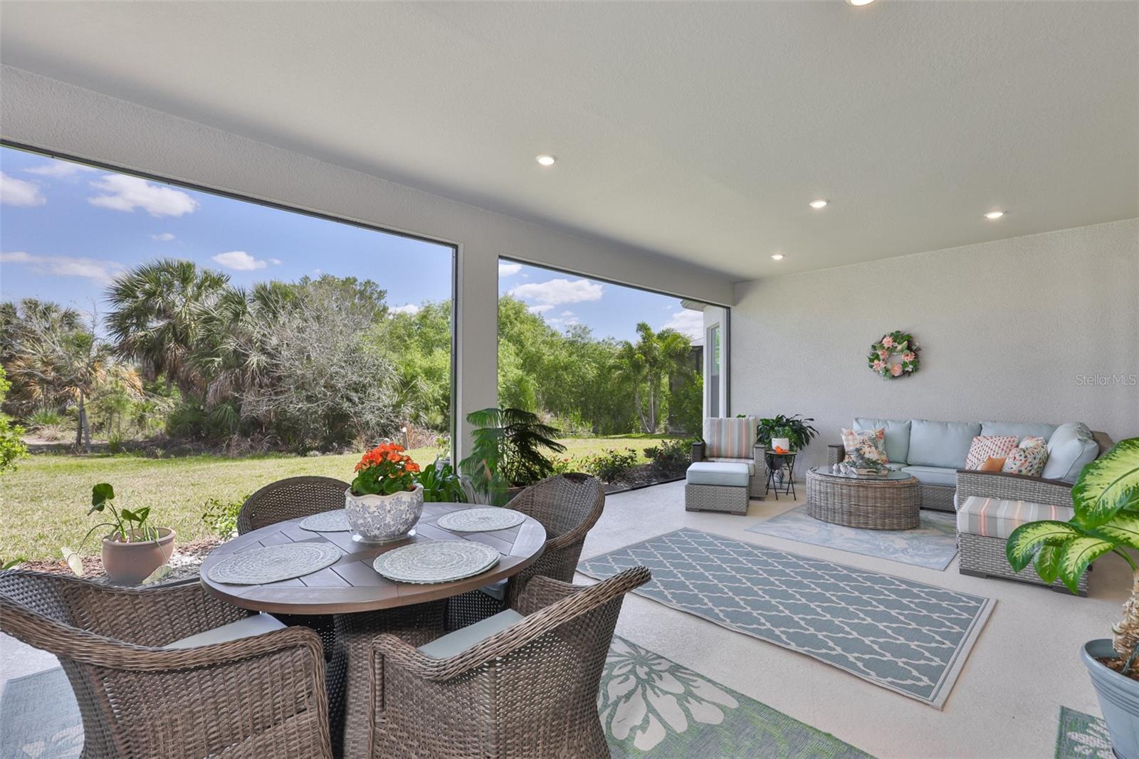 ESPLANADE NORTH AT ARTISAN LAKES SUBPH I - Residential