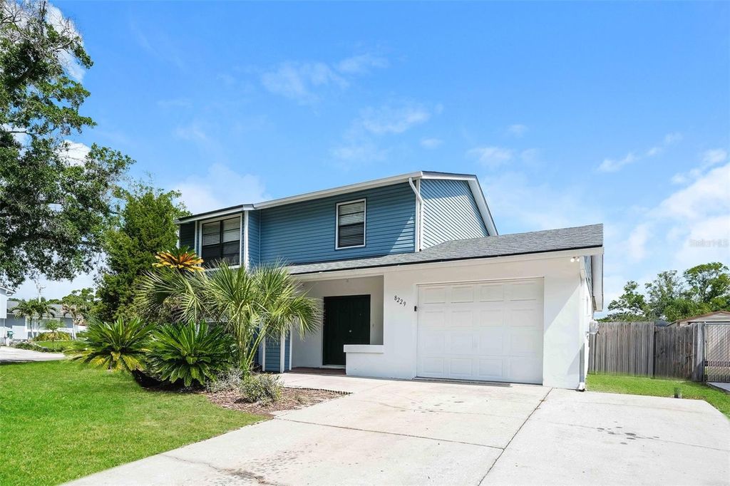 Photo of 8229 Malvern Circle, Tampa, FL 33634 (MLS # O6408462)